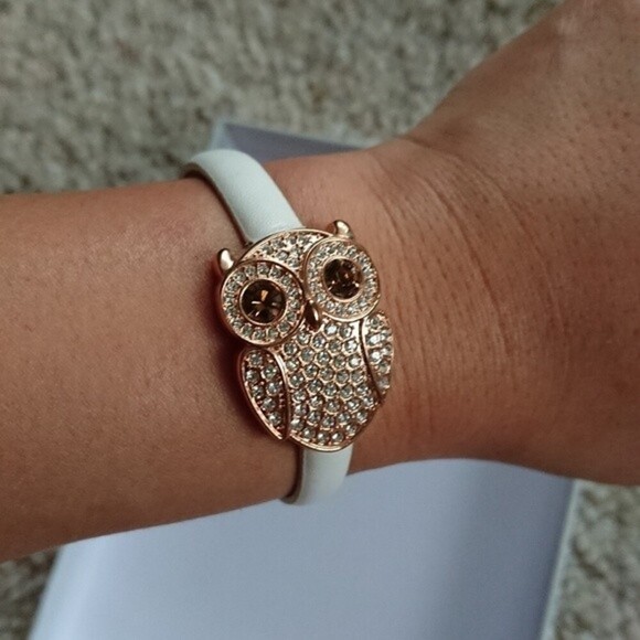 Betsey Johnson Owl leather band Bracelet - Picture 8 of 9